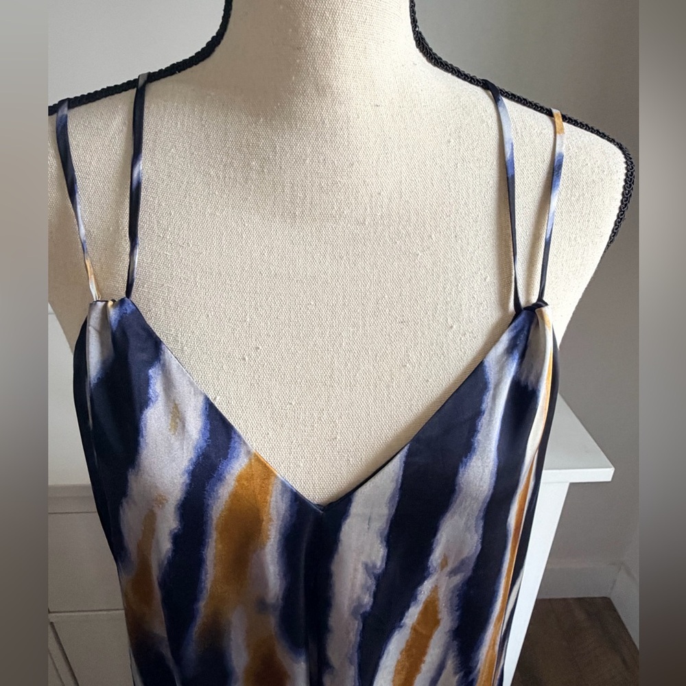 Evereve Blue and Gold Strappy Dress - Picture 2 of 5